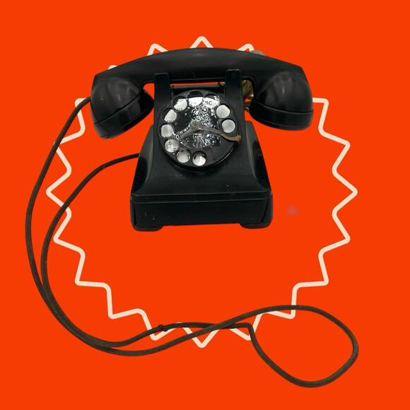 Vintage 1940 Bell System Western Electric F1 Black Bakelite Rotary Telephone - Picture 1 of 16